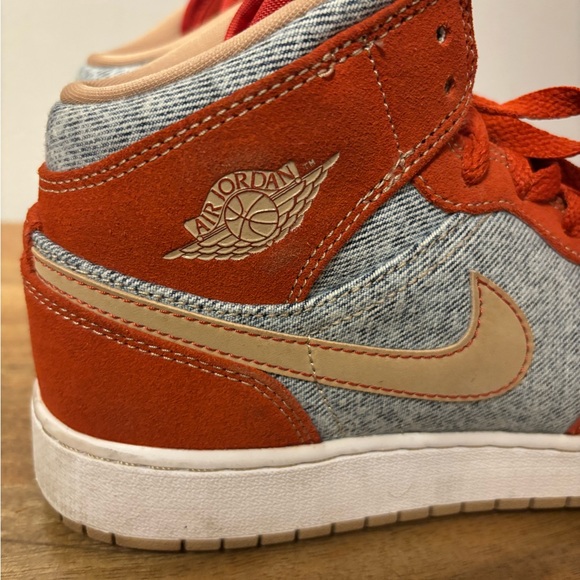 Jordan’s 1 Mid SE Cinnabar Denim‎ Rust Sue sneakers Woman’s 6.5 - Picture 3 of 9